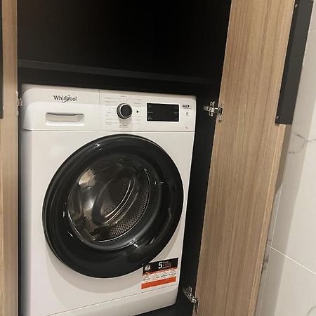Amsterdam - Nowy Apartament W Centrum Z Prywatnym Zadaszonym Parkingiem 新塔尔格 外观 照片